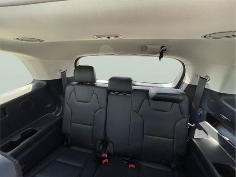Used 2024 Kia Telluride SX AWD/4WD image 16