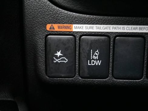 Used 2022 Mitsubishi Outlander SEL AWD/4WD image 16