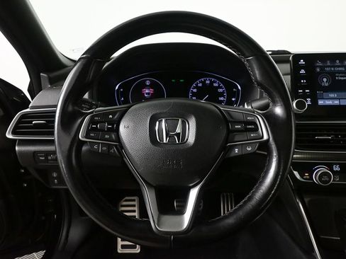Used 2020 Honda Accord Sport image 2