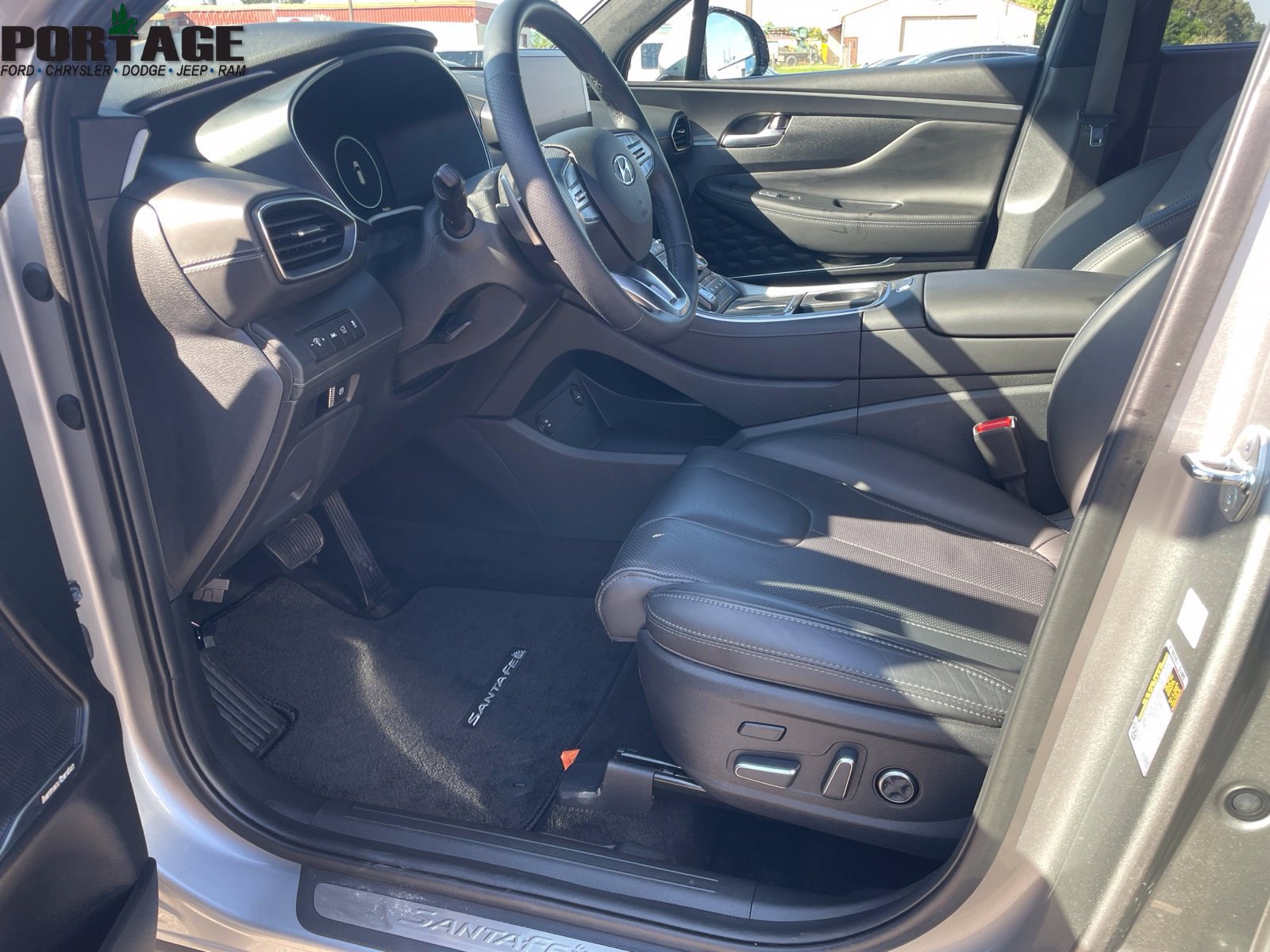 Used 2023 Hyundai Santa Fe Calligraphy AWD/4WD image 16