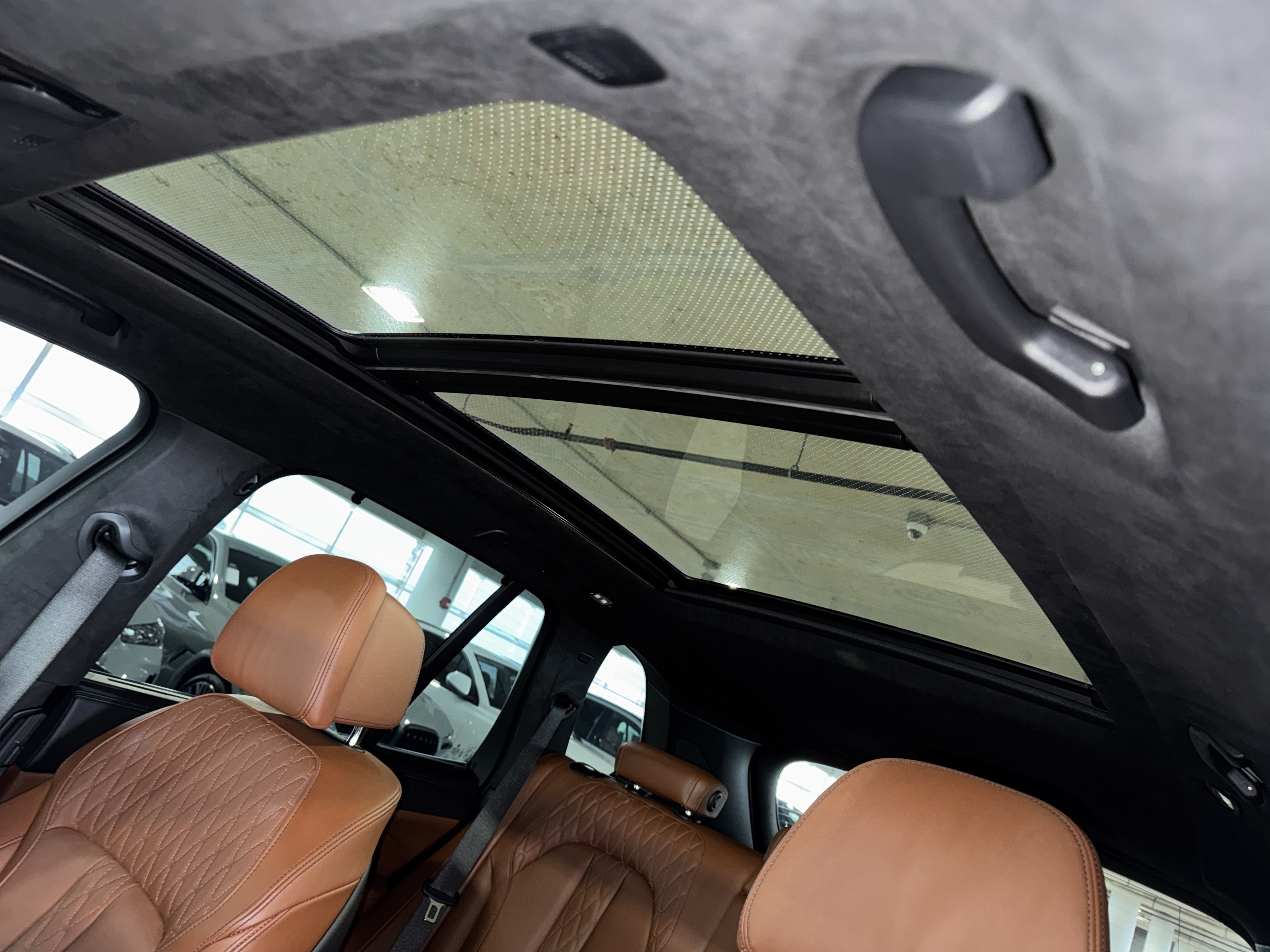 Used 2022 BMW X5 M50i w/ Executive Package AWD/4WD image 32