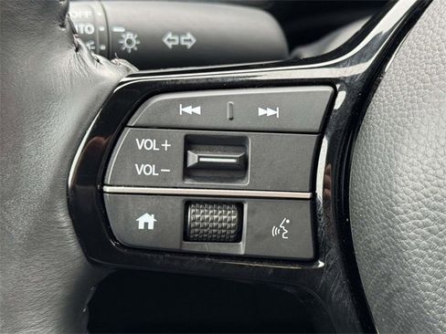 Used 2023 Honda CR-V EX-L image 19