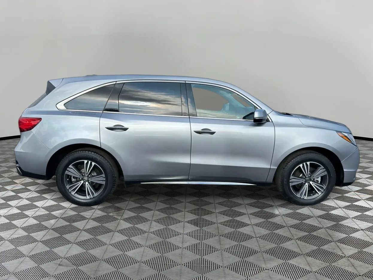 Used 2018 Acura MDX SH-AWD image 4