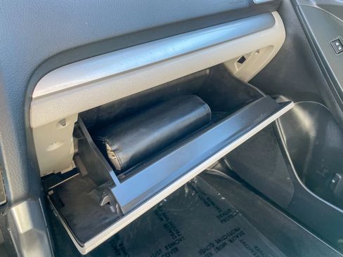 Used 2018 Subaru Forester 2.5i Premium w/ All-Weather Package image 28