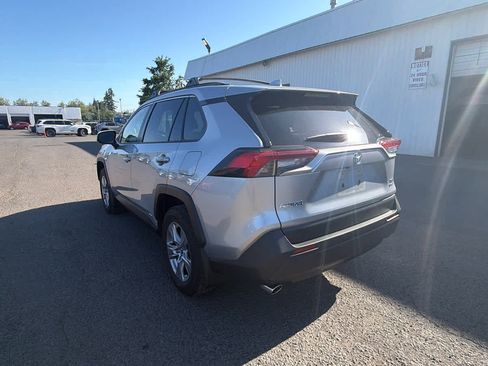 Used 2025 Toyota RAV4 XLE w/ Convenience Package AWD/4WD image 3