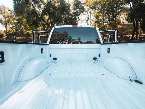 Used 2024 Ford F250 XLT w/ FX4 Off-Road Package image 14