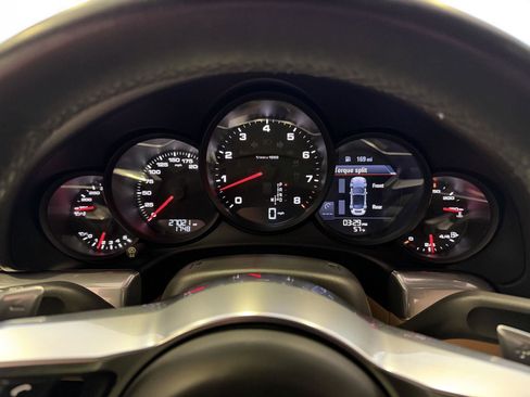 Certified 2018 Porsche 911 Carrera 4 image 21