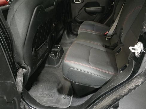 Used 2022 Jeep Gladiator Rubicon w/ Trailer Tow Package image 13