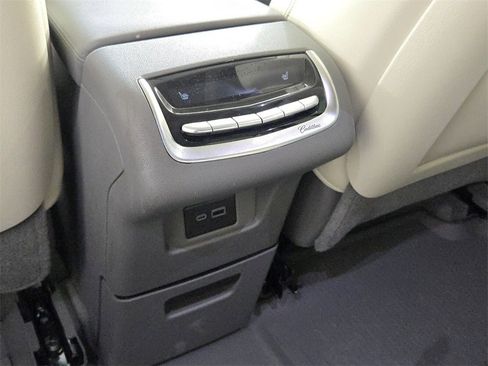 Used 2024 Cadillac XT6 Premium Luxury w/ LPO, Floor Liner Package image 10