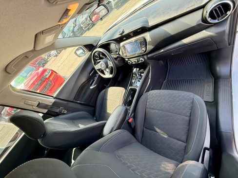 Used 2023 Nissan Kicks SV FWD image 27