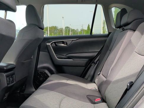 Used 2024 Toyota RAV4 XLE FWD image 26