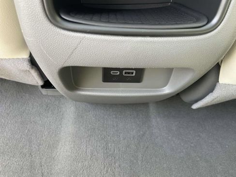 New 2025 Cadillac XT5 Premium Luxury image 13