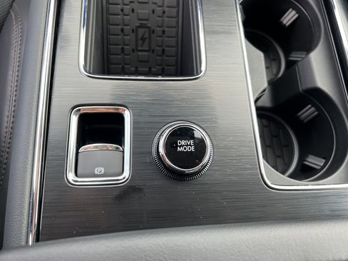 New 2025 Lincoln Aviator Reserve w/ Luxury Package image 24