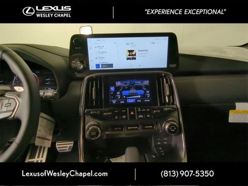 New 2025 Lexus LX 700h F Sport image 21