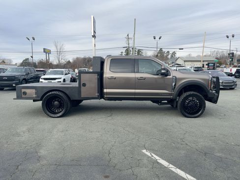 Used 2023 Ford F450 Lariat image 4