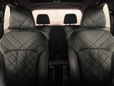 Used 2025 BMW X7 xDrive40i w/ M Sport Package image 14