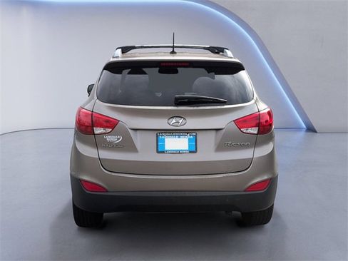 Used 2012 Hyundai Tucson GLS image 8