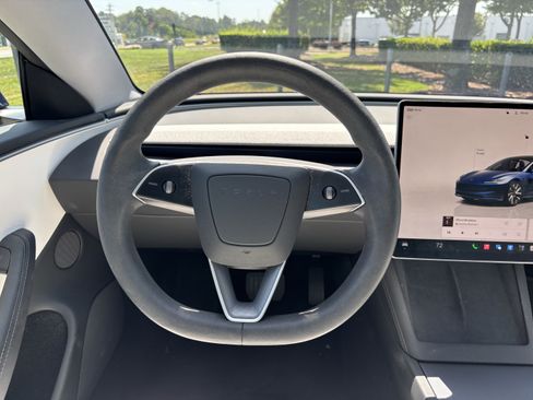 Used 2024 Tesla Model 3 Long Range AWD/4WD image 17