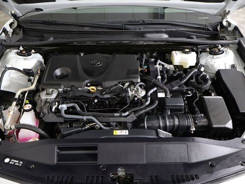 Used 2024 Toyota Camry LE FWD image 18