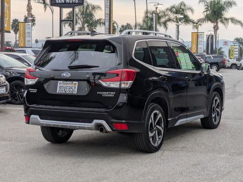 Used 2022 Subaru Forester Touring w/ Popular Package #2 image 5