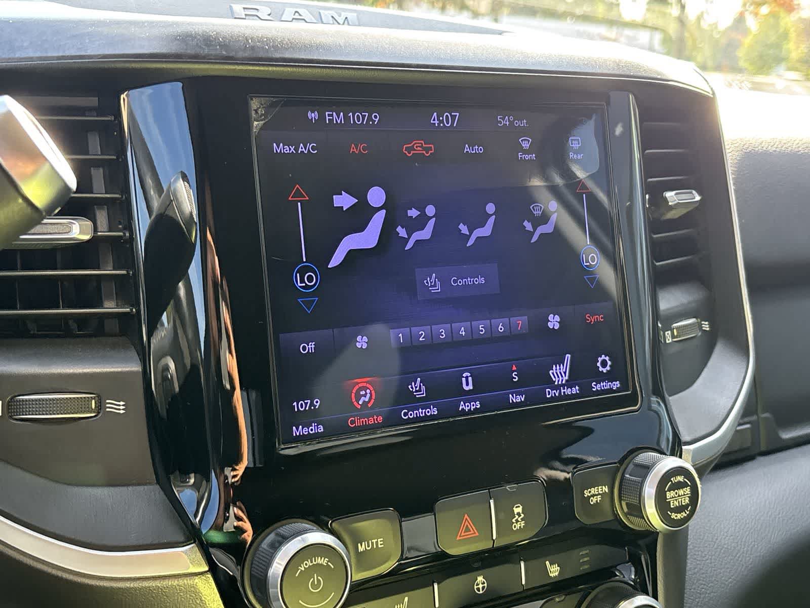 Used 2019 RAM 3500 Big Horn AWD/4WD image 14