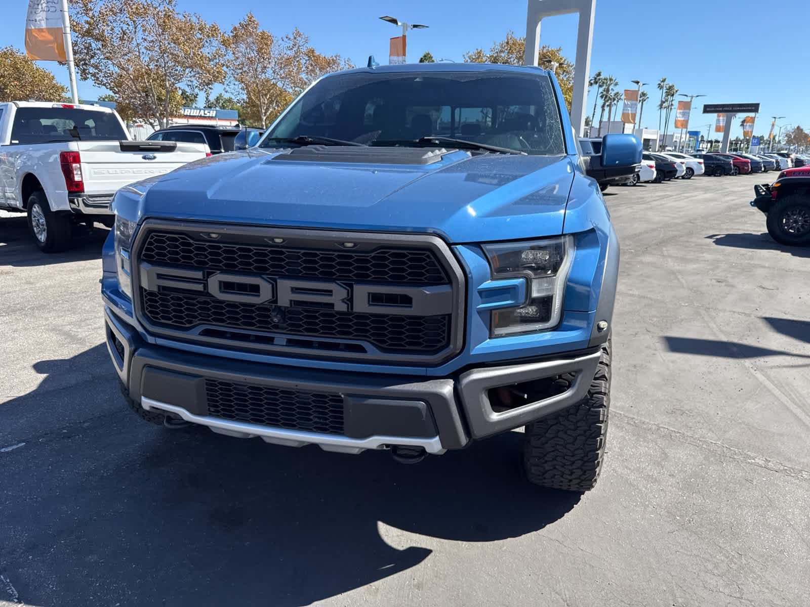 Used 2020 Ford F150 Raptor w/ Equipment Group 802A Luxury AWD/4WD image 3