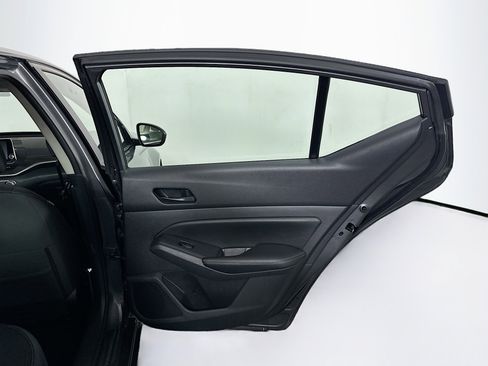 Used 2024 Nissan Altima 2.5 SV image 28