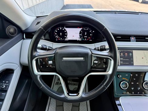 Used 2021 Land Rover Range Rover Evoque S AWD/4WD image 18