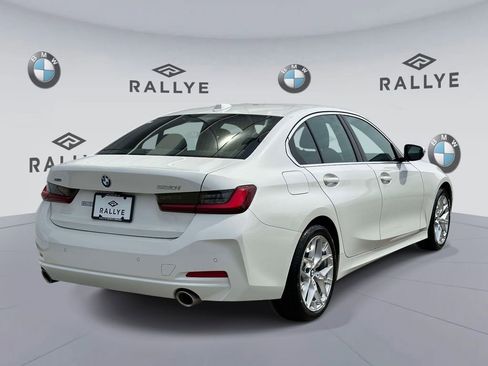 Certified 2025 BMW 330i xDrive Sedan w/ Convenience Package image 4
