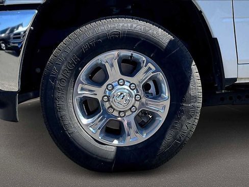 New 2025 RAM 3500 Big Horn image 8