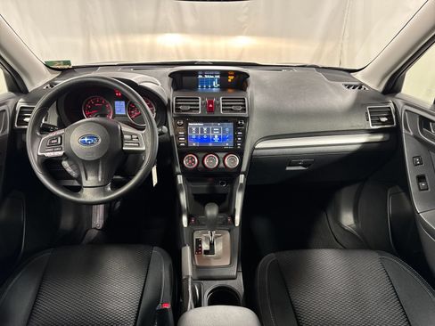 Used 2016 Subaru Forester 2.5i Premium w/ Popular Package #2 AWD/4WD image 4