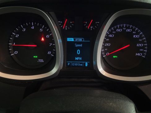 Used 2017 Chevrolet Equinox LT image 23