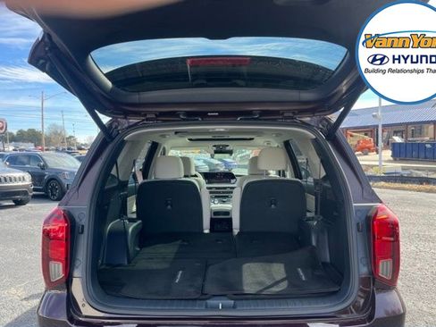 Used 2023 Hyundai Palisade Limited w/ Cargo Package image 31
