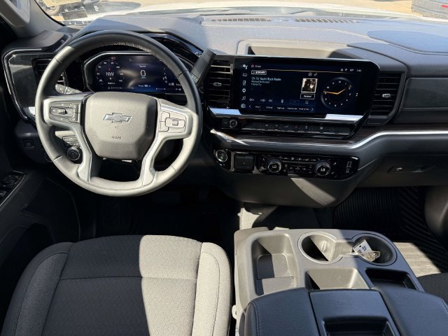 Used 2026 Chevrolet Silverado 1500 RST AWD/4WD image 13