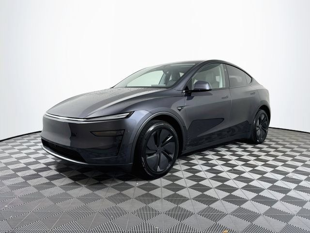Used 2026 Tesla Model Y AWD image 2