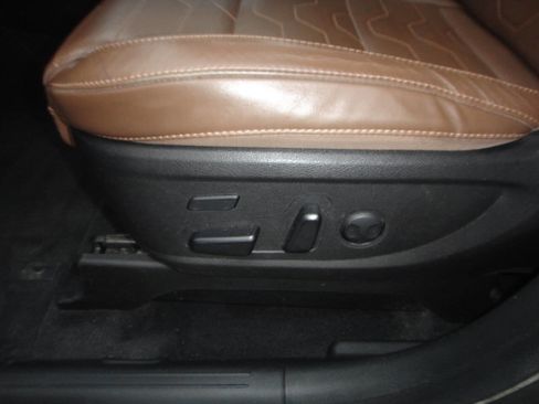 Used 2020 Kia Telluride SX w/ SX Prestige Package image 13