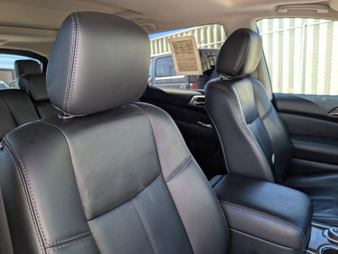 Used 2015 Nissan Pathfinder SL w/ SL Premium Package image 22