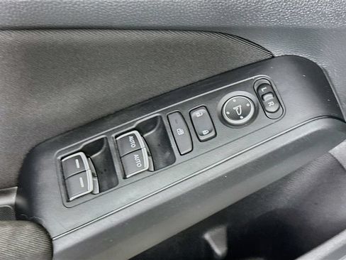 Used 2023 Honda Civic Sport image 18
