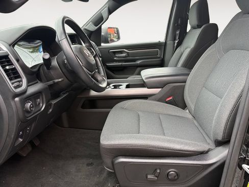 Used 2022 RAM 1500 Big Horn AWD/4WD image 9