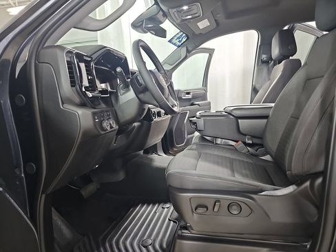 Certified 2024 Chevrolet Silverado 1500 LT AWD/4WD image 18