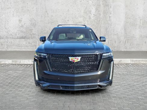 Used 2022 Cadillac Escalade Sport w/ Touring Package AWD/4WD image 3