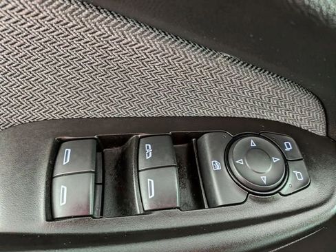 Used 2025 Chevrolet TrailBlazer LT FWD image 15