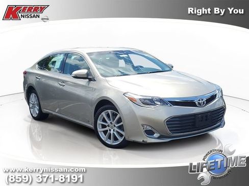Used 2015 Toyota Avalon XLE FWD image 1