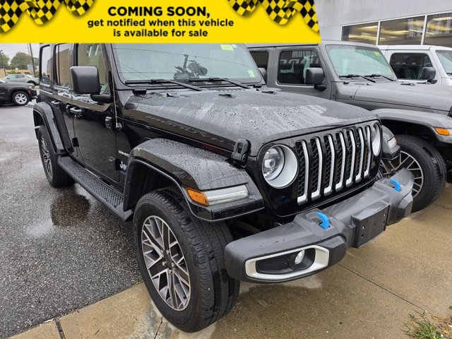 Used 2023 Jeep Wrangler Unlimited Sahara w/ Cold Weather Group AWD/4WD image 1