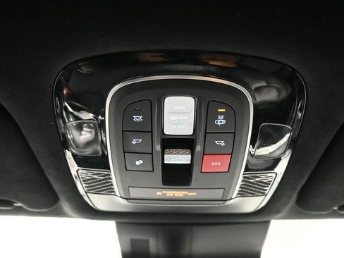 Used 2024 Hyundai Palisade Calligraphy image 17