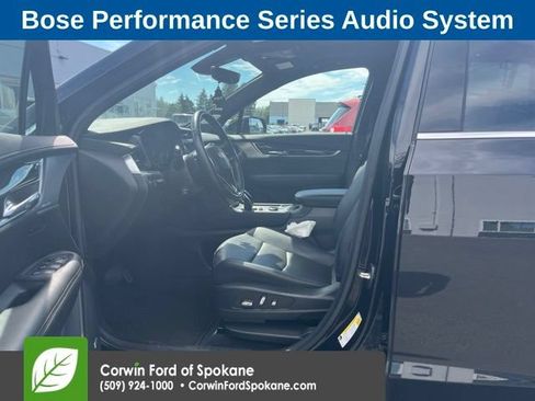 Used 2023 Cadillac XT6 Premium Luxury w/ Technology Package AWD/4WD image 2