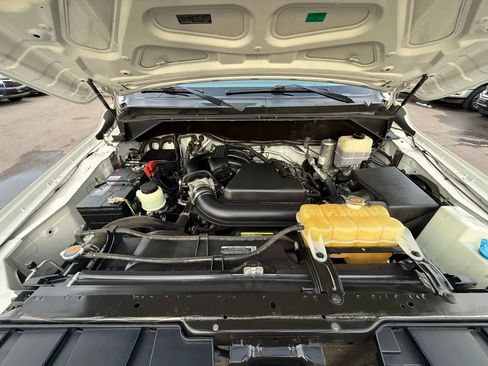 Used 2021 Nissan NV 2500 S image 29