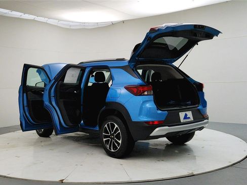 New 2026 Chevrolet TrailBlazer LT image 11