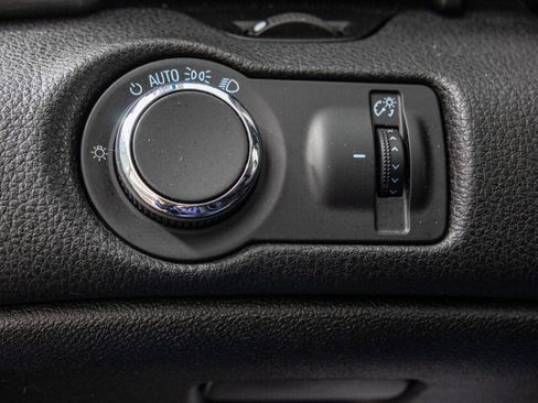 Used 2015 Chevrolet Malibu LT w/ Power Convenience Package FWD image 29