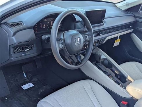 New 2025 Honda Accord SE image 3